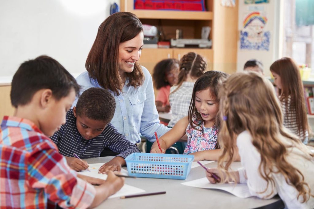Mandarin and Spanish Immersion | Does Dual Language Bilingual Education Promote Equity?